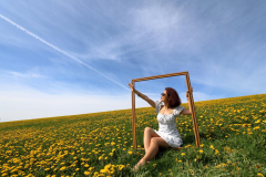 2025Q1-People-B-Sunny-Mua-framing_the_subject (3rd)