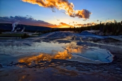 Sunrise-At-Yellowstone