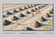 R2C-Children-in-Rice-Factory